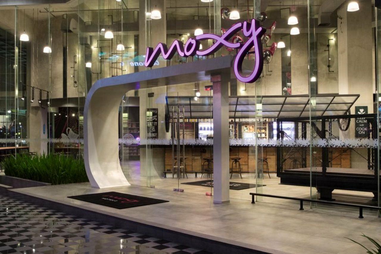 Moxy Bandung Hotel Eksteriør billede